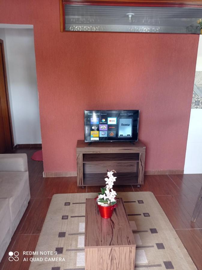 Cantinho Feliz A 900m Do Capivari Casa de férias *